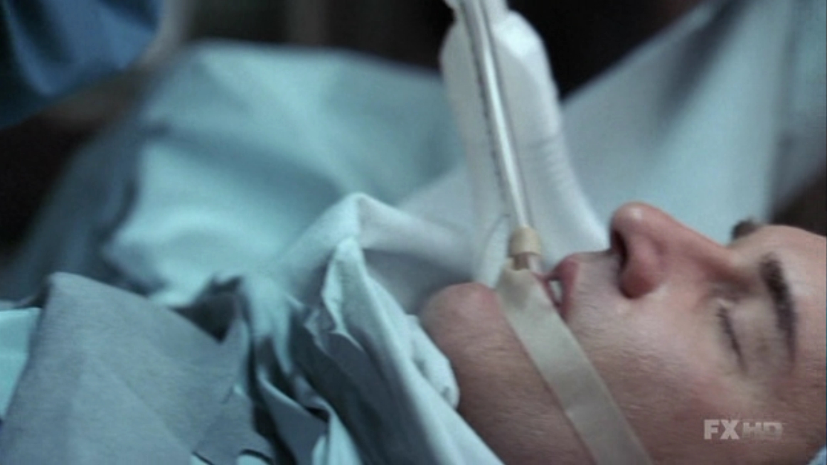 Charmed-Online-dot-NL-NipTuck5x18-0628.jpg Charmed-Online-dot-NL-NipTuck5x18-0628.jpg