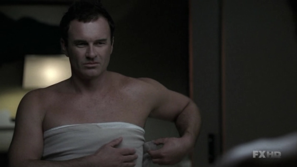 Charmed-Online-dot-NL-NipTuck5x18-0927.jpg