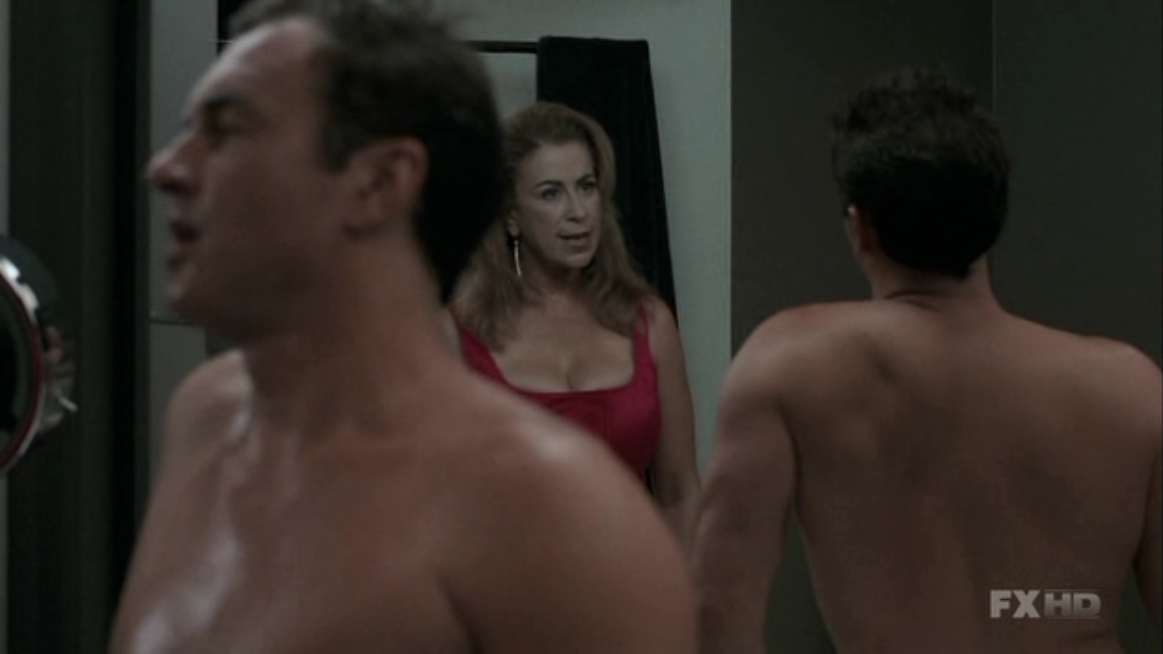 Charmed-Online-dot-NL-NipTuck5x18-1108.jpg Charmed-Online-dot-NL-NipTuck5x18-1108.jpg