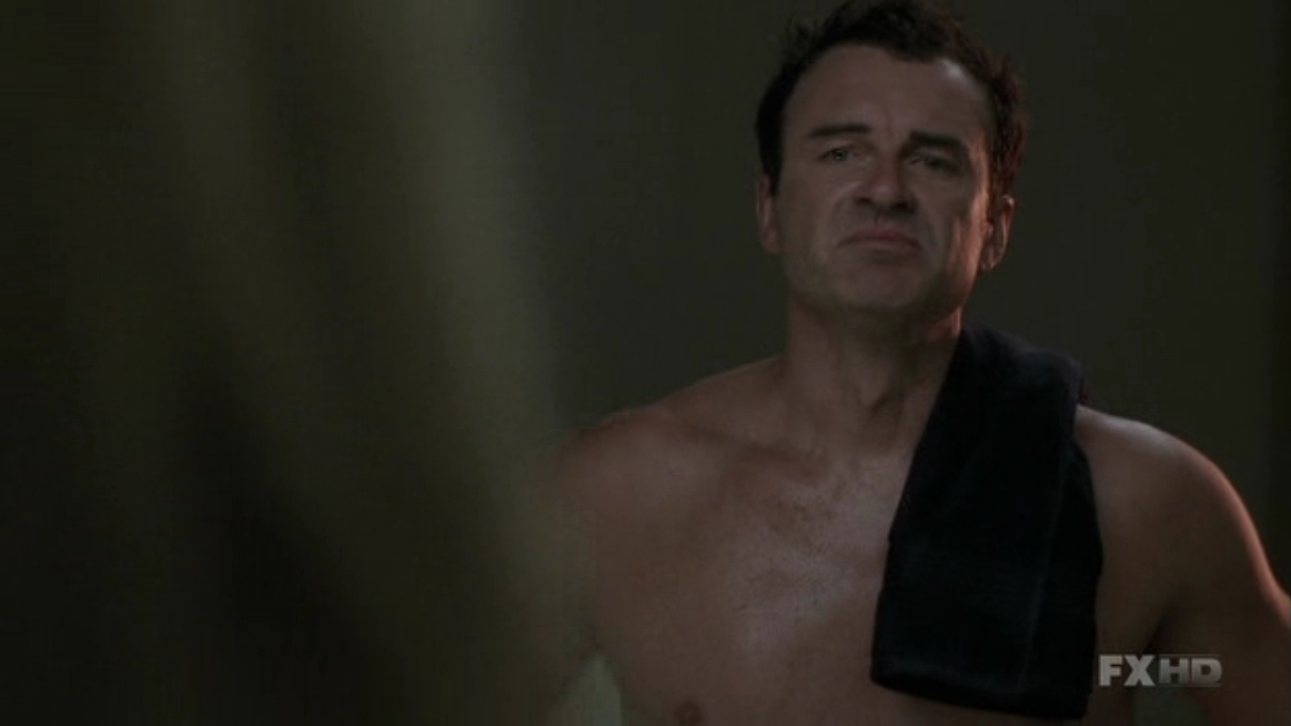 Charmed-Online-dot-NL-NipTuck5x18-1127.jpg