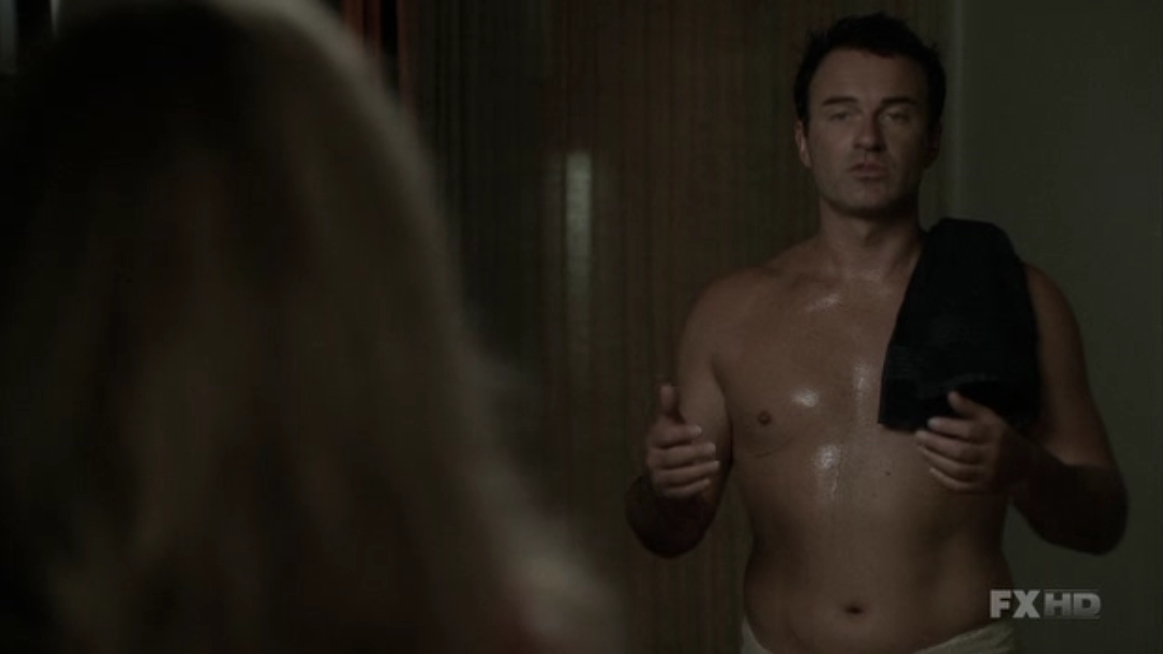 Charmed-Online-dot-NL-NipTuck5x18-1147.jpg