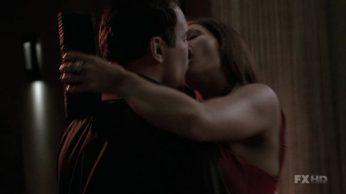 Charmed-Online-dot-NL-NipTuck5x18-1416.jpg