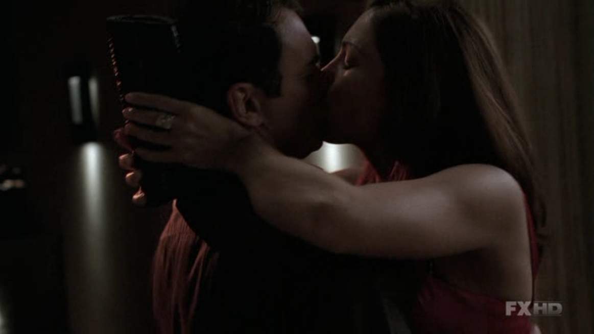 Charmed-Online-dot-NL-NipTuck5x18-1417.jpg Charmed-Online-dot-NL-NipTuck5x18-1417.jpg