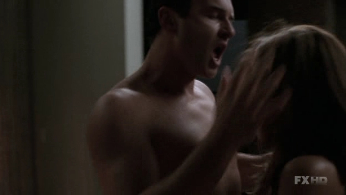 Charmed-Online-dot-NL-NipTuck5x18-1441.jpg