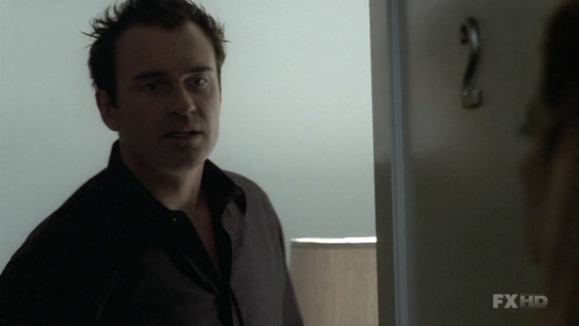 Charmed-Online-dot-NL-NipTuck5x18-1566.jpg