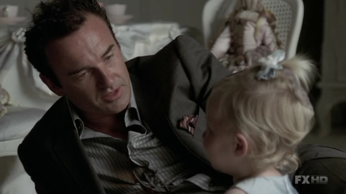 Charmed-Online-dot-NL-NipTuck5x19-2311.jpg