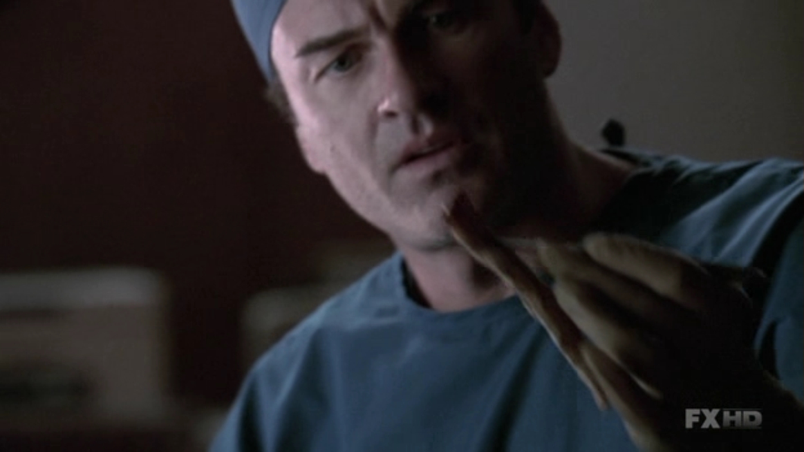 Charmed-Online-dot-NL-NipTuck5x19-0394.jpg
