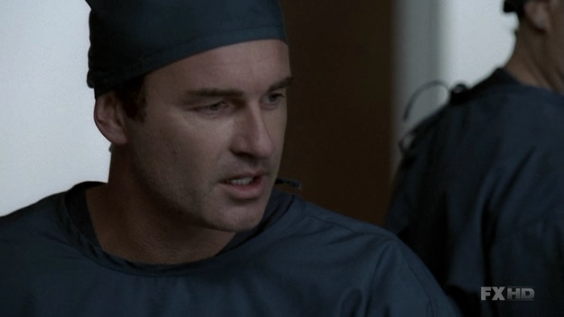 Charmed-Online-dot-NL-NipTuck5x19-0433.jpg