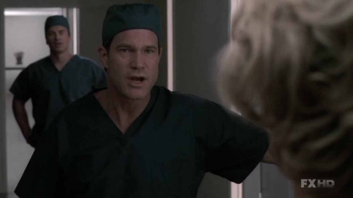 Charmed-Online-dot-NL-NipTuck5x19-0624.jpg