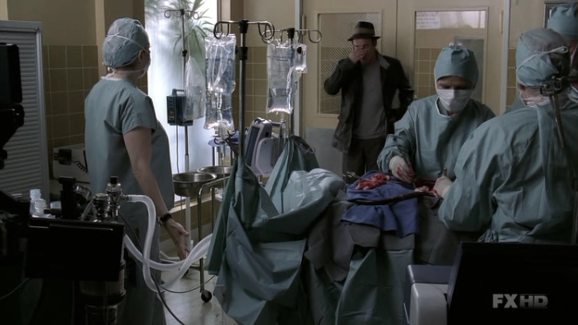 Charmed-Online-dot-NL-NipTuck5x19-1426.jpg
