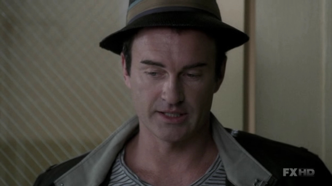Charmed-Online-dot-NL-NipTuck5x19-1440.jpg