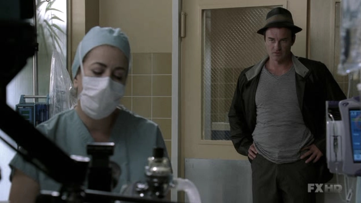 Charmed-Online-dot-NL-NipTuck5x19-1441_-_kopie.jpg