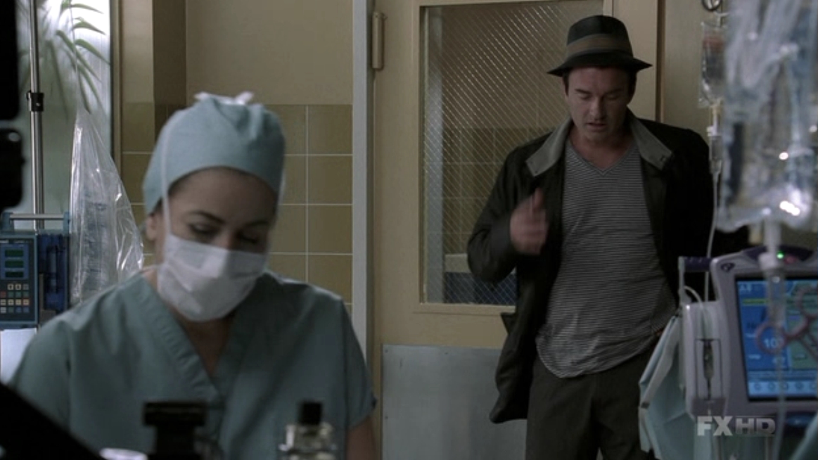 Charmed-Online-dot-NL-NipTuck5x19-1450.jpg