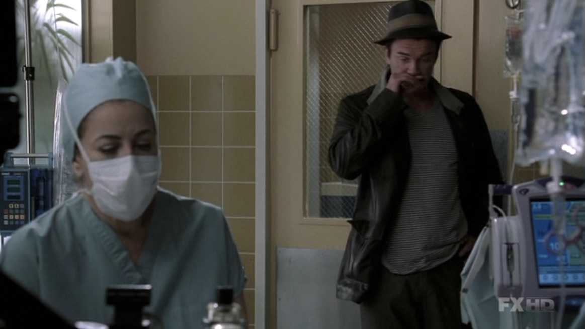 Charmed-Online-dot-NL-NipTuck5x19-1451.jpg
