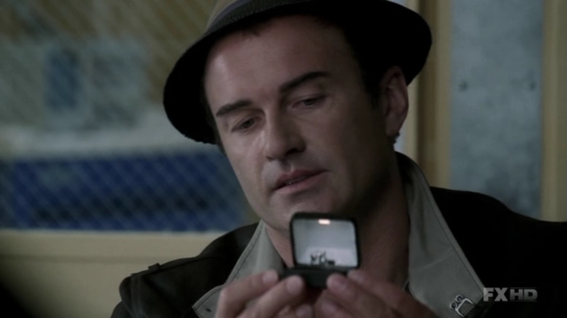 Charmed-Online-dot-NL-NipTuck5x19-1504.jpg