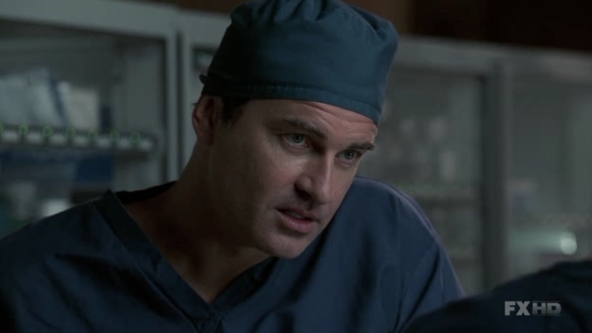 Charmed-Online-dot-NL-NipTuck5x19-1541.jpg