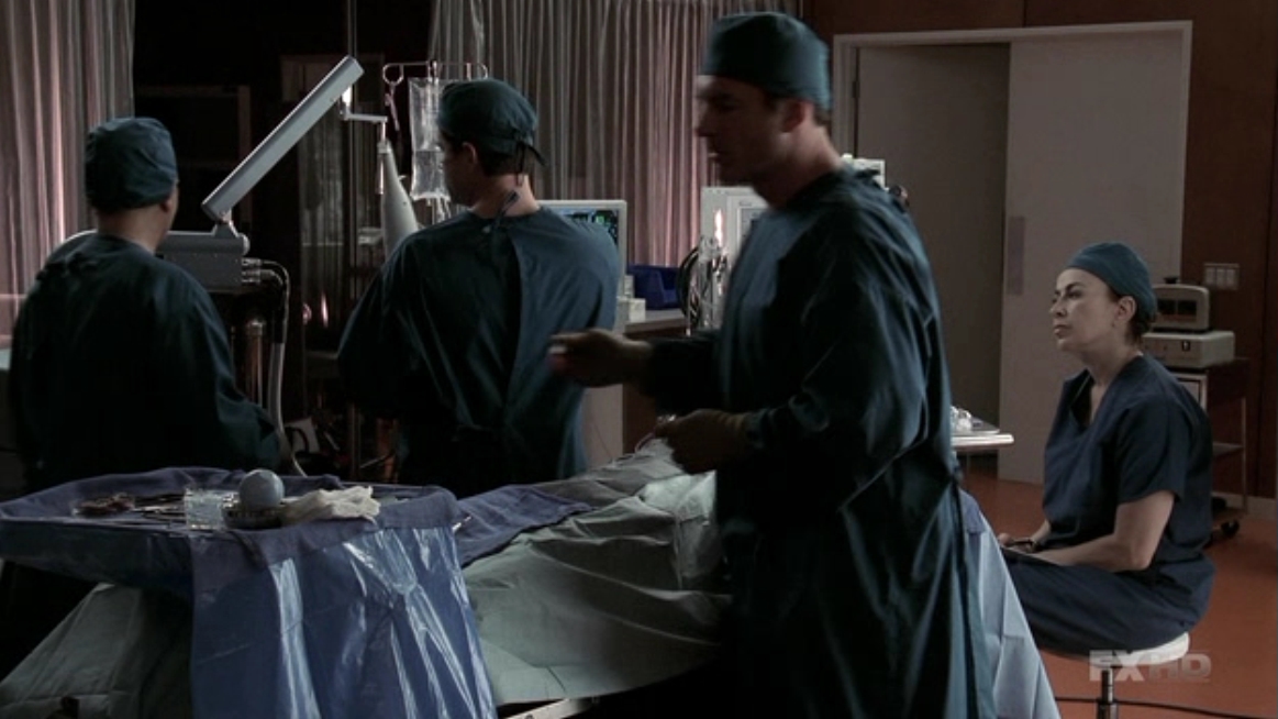 Charmed-Online-dot-NL-NipTuck5x19-1623.jpg