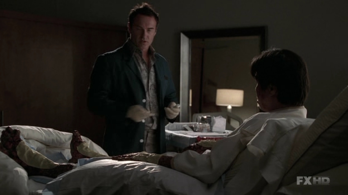 Charmed-Online-dot-NL-NipTuck5x19-2270.jpg