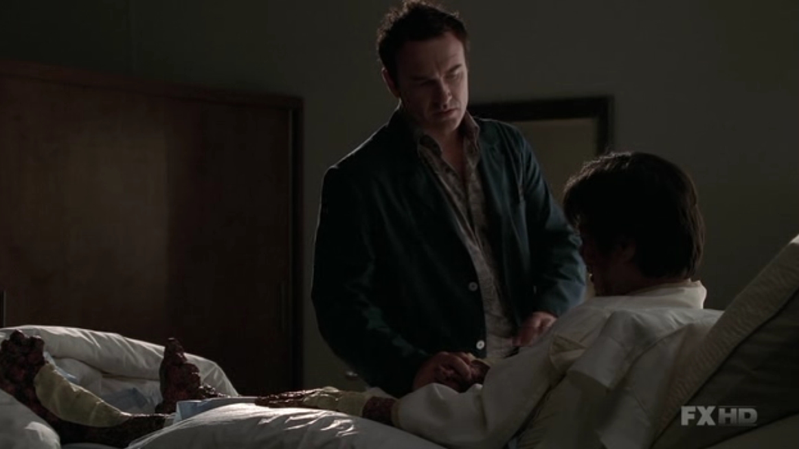 Charmed-Online-dot-NL-NipTuck5x19-2321.jpg