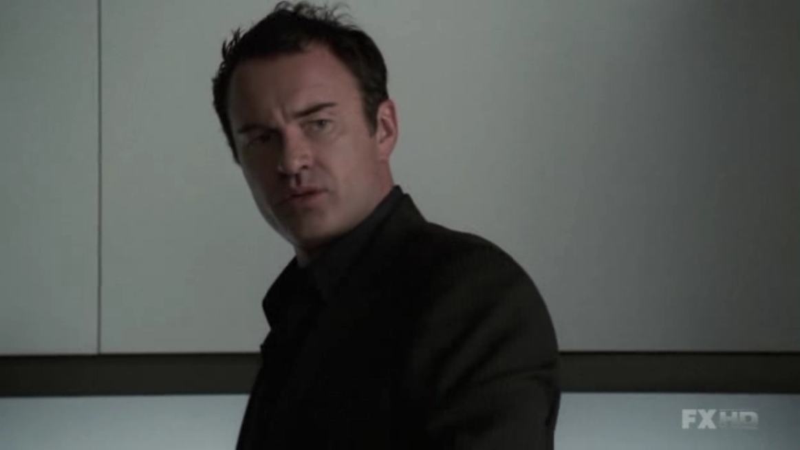 Charmed-Online-dot-NL-NipTuck5x21-0111.jpg