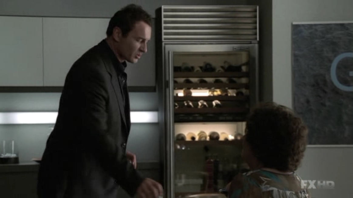 Charmed-Online-dot-NL-NipTuck5x21-0165.jpg