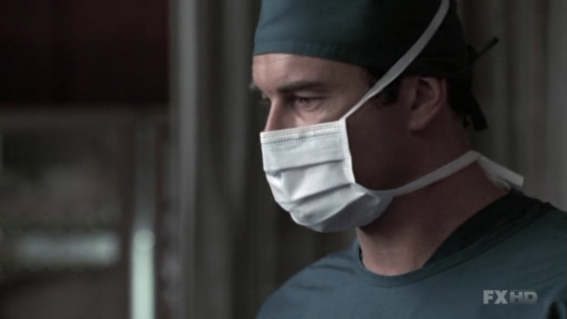 Charmed-Online-dot-NL-NipTuck5x21-0607.jpg