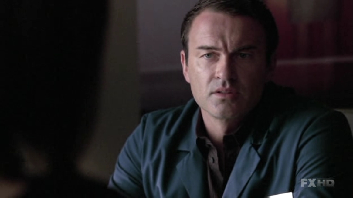 Charmed-Online-dot-NL-NipTuck5x22-0039.jpg