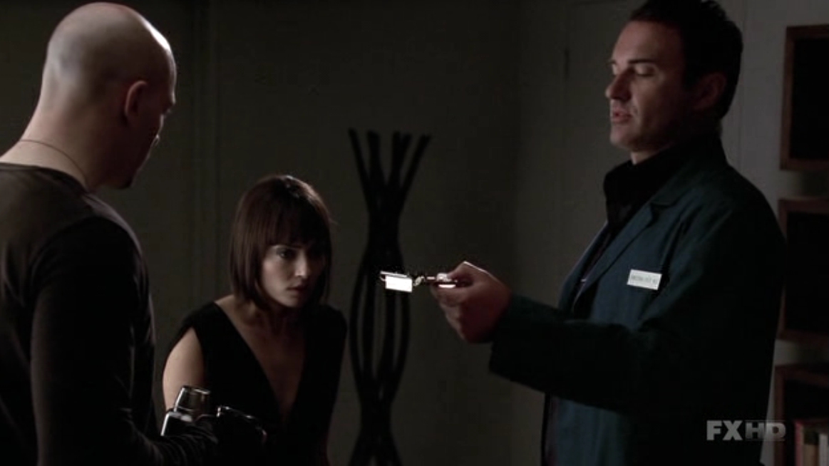 Charmed-Online-dot-NL-NipTuck5x22-0541.jpg