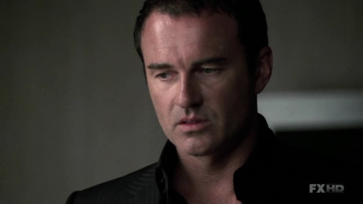 Charmed-Online-dot-NL-NipTuck5x22-0811.jpg