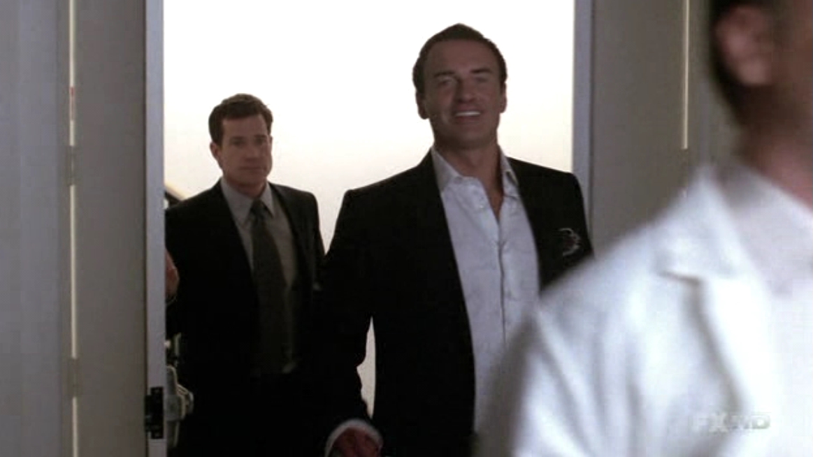 Charmed-Online-dot-NL-NipTuck5x22-1526.jpg
