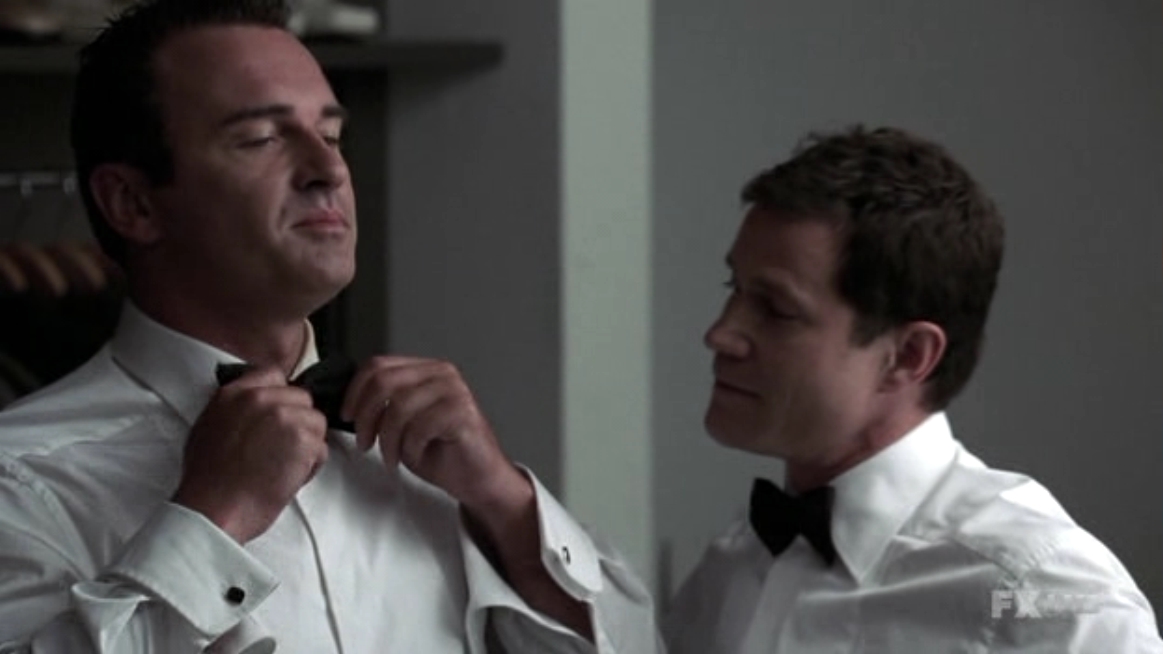 Charmed-Online-dot-NL-NipTuck5x22-2009.jpg