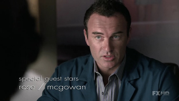 Charmed-Online-dot-NL-NipTuck6x01-0220.jpg