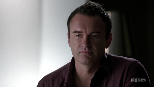 Charmed-Online-dot-NL-NipTuck6x01-0503.jpg