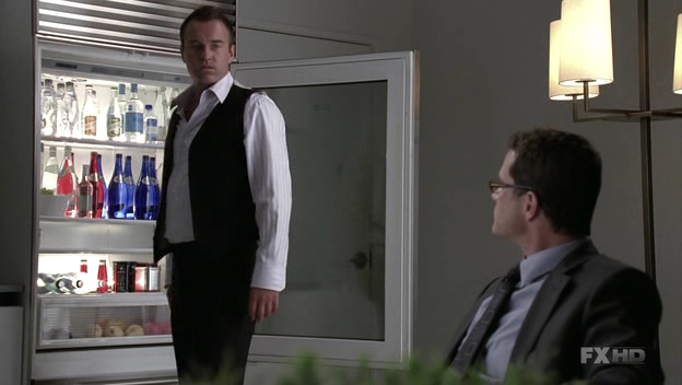Charmed-Online-dot-NL-NipTuck6x01-0564.jpg