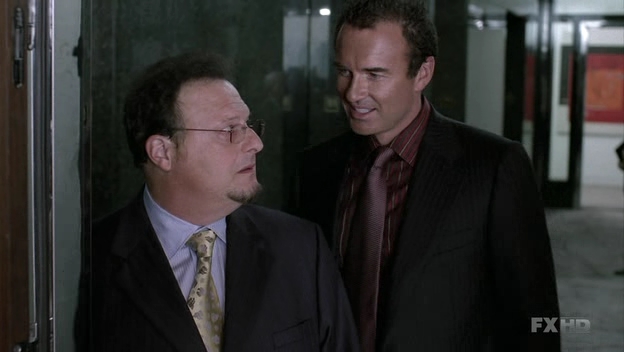Charmed-Online-dot-NL-NipTuck6x01-0712.jpg