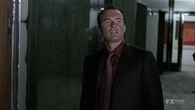 Charmed-Online-dot-NL-NipTuck6x01-0717.jpg
