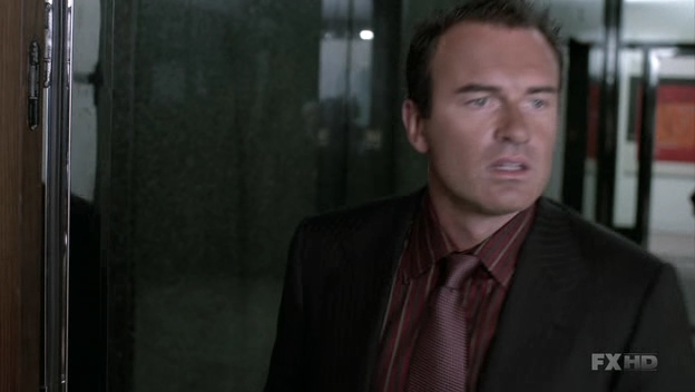 Charmed-Online-dot-NL-NipTuck6x01-0718.jpg