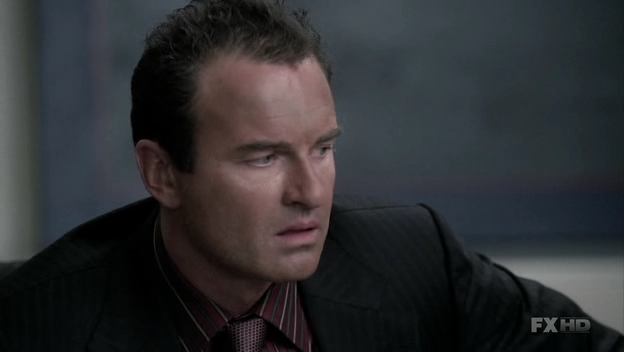 Charmed-Online-dot-NL-NipTuck6x01-0831.jpg
