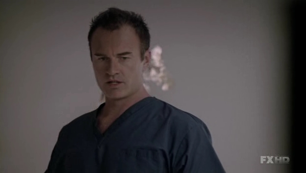 Charmed-Online-dot-NL-NipTuck6x01-1272.jpg