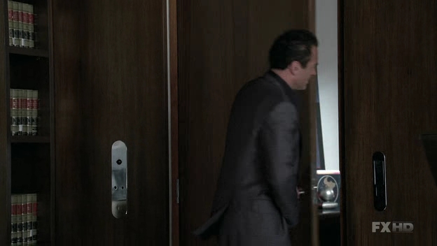 Charmed-Online-dot-NL-NipTuck6x01-2281.jpg
