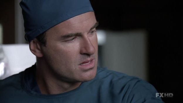 Charmed-Online-dot-NL-NipTuck6x01-2316.jpg