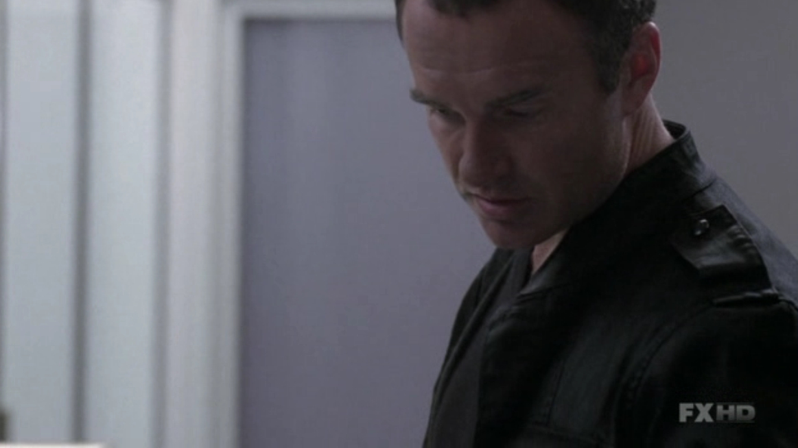 Charmed-Online-dot-NL-NipTuck6x02-0981.jpg
