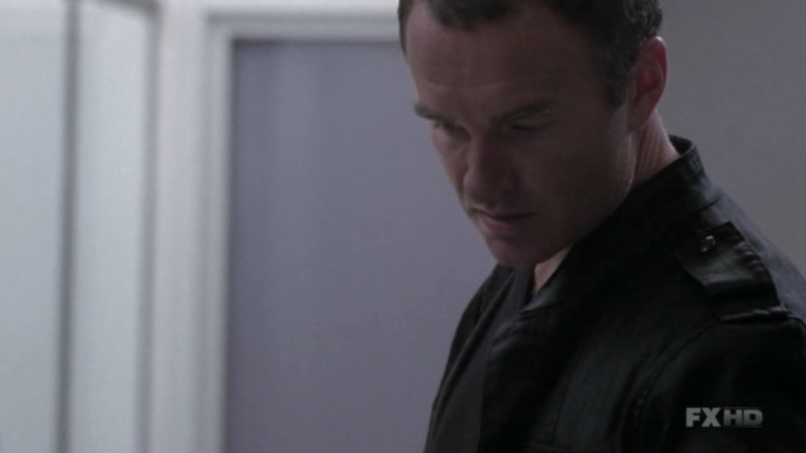 Charmed-Online-dot-NL-NipTuck6x02-0982.jpg