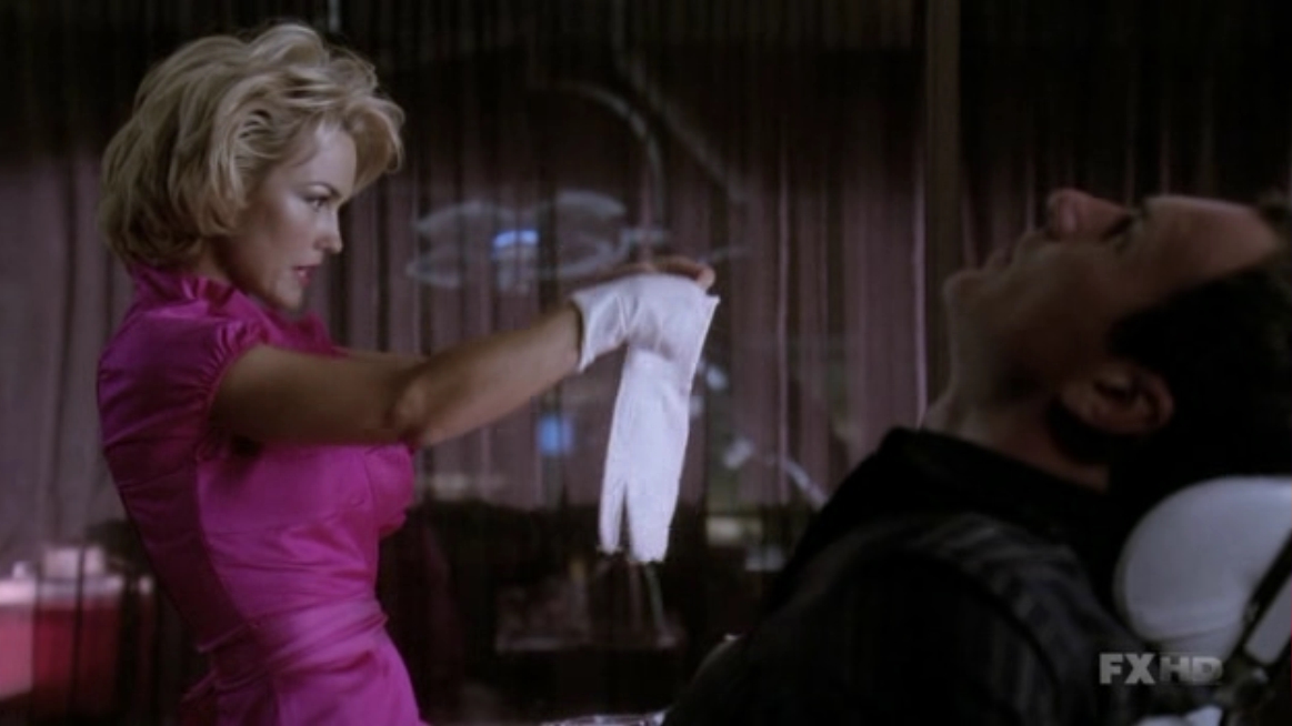 Charmed-Online-dot-NL-NipTuck6x02-1119.jpg Charmed-Online-dot-NL-NipTuck6x02-1119.jpg