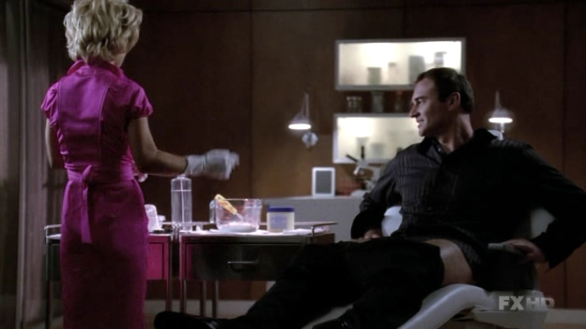 Charmed-Online-dot-NL-NipTuck6x02-1129.jpg