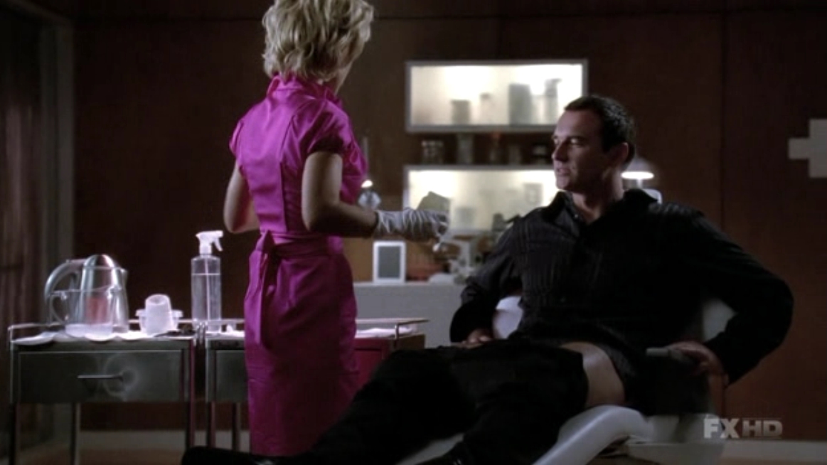 Charmed-Online-dot-NL-NipTuck6x02-1132.jpg