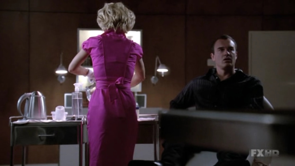Charmed-Online-dot-NL-NipTuck6x02-1154.jpg