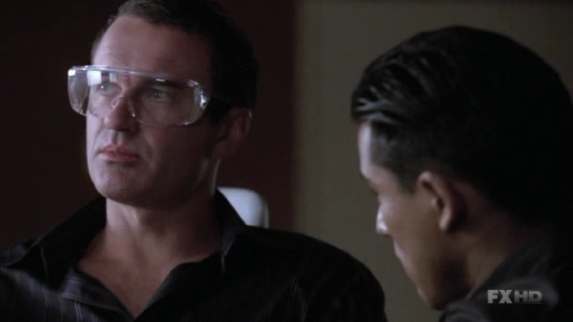 Charmed-Online-dot-NL-NipTuck6x02-1350.jpg