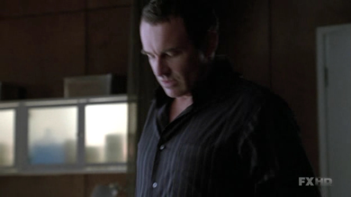 Charmed-Online-dot-NL-NipTuck6x02-1409.jpg