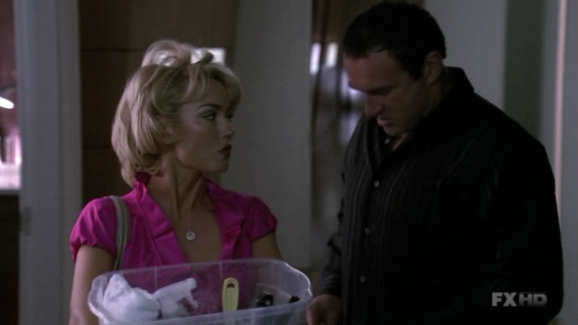 Charmed-Online-dot-NL-NipTuck6x02-1418.jpg Charmed-Online-dot-NL-NipTuck6x02-1418.jpg